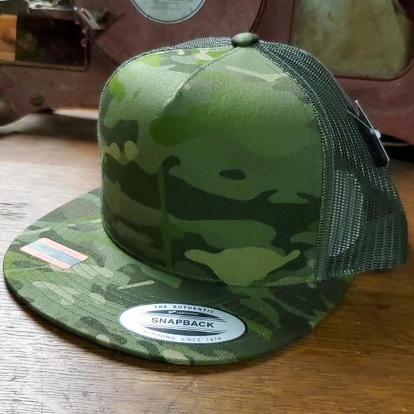 (4) YUPONG, MULTICAM, CAMOUFLAGE, SNAPBACK, CAPS - Picture 4 of 8